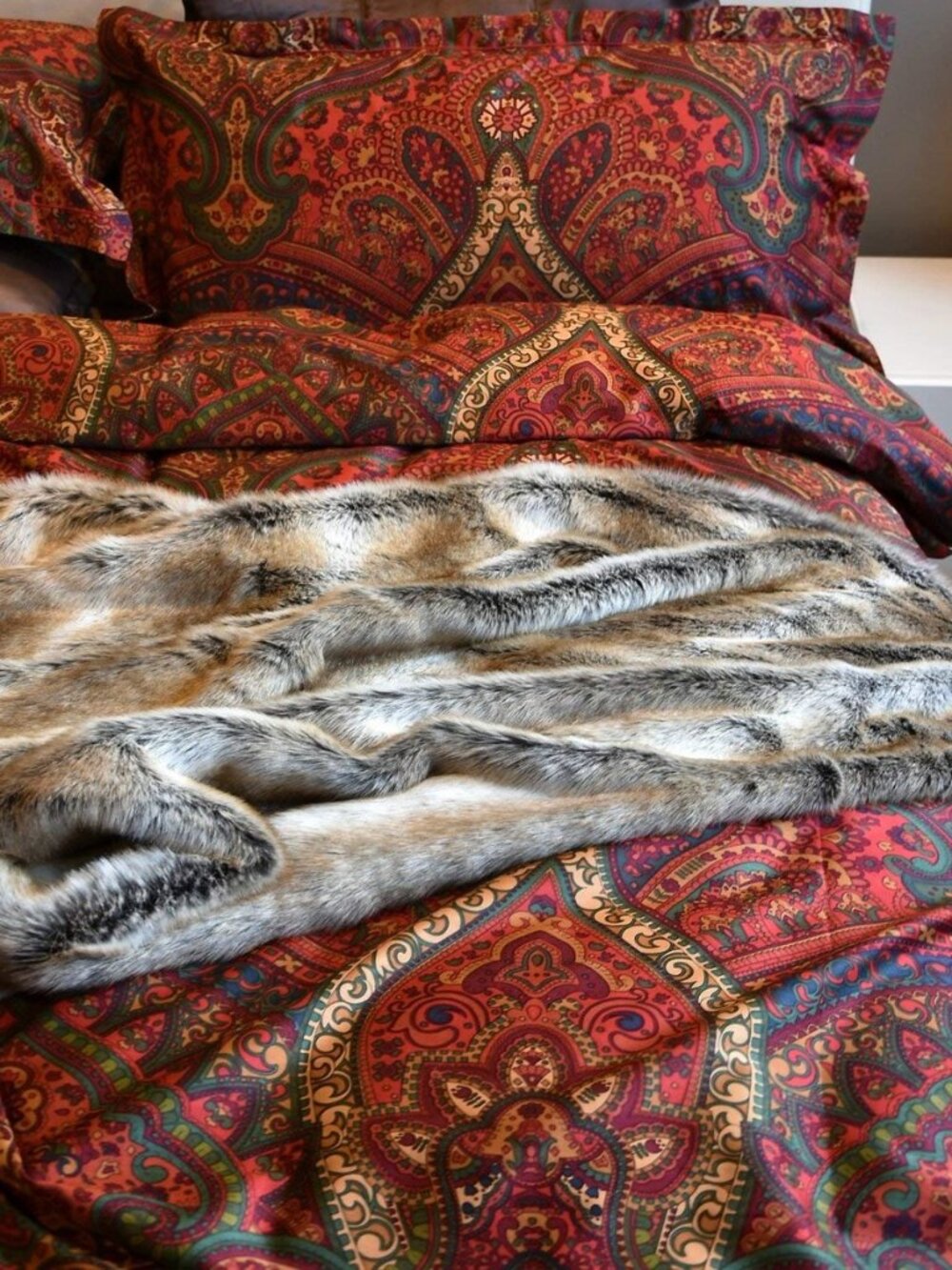 Boho Paisley Print Luxury Duvet Quilt Cover and Shams 3pc Bedding Set Bohemian